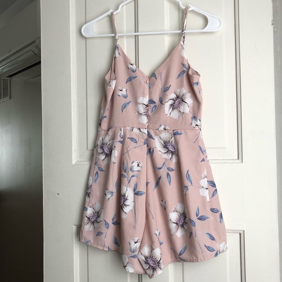Lulu’s Pink Floral Romper 🌸 - Picture 5 of 6